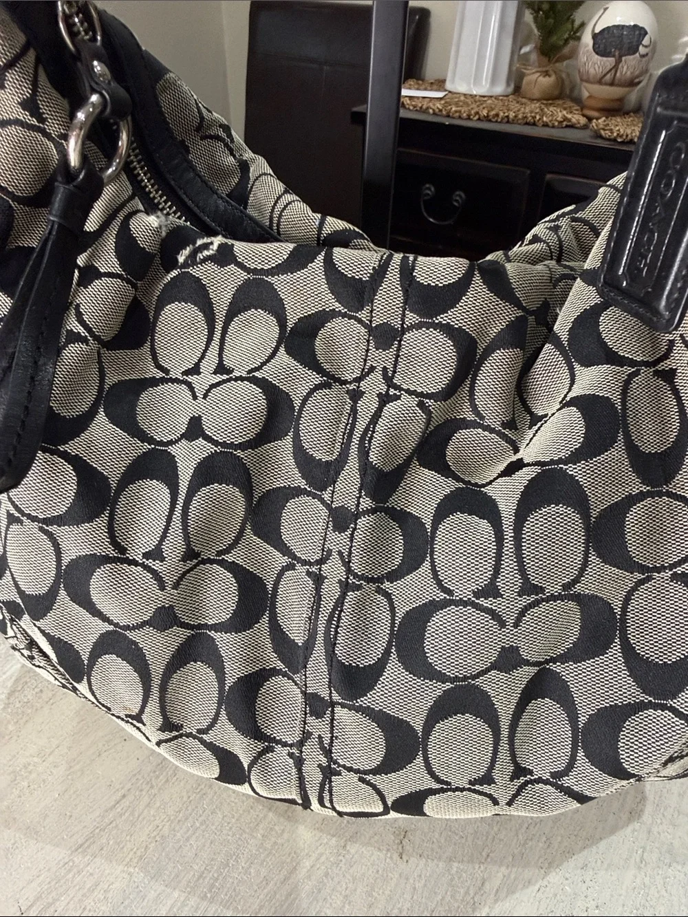 Coach Larg SOHO Signature Hobo Bag in Black and Tan